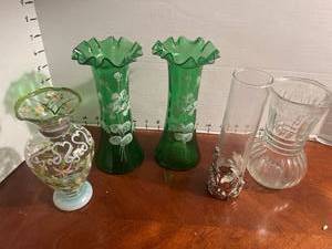 lot 1020 image: Lot of Flower vases, 3 are hand painted