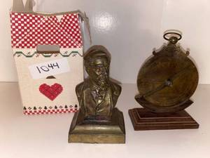 lot 1044 image: Astrolabe & Dickens metal bust
