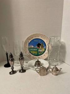 lot 1107 image: Candy jar, salt and pepper shakers, Spirit glasses, and Kansas plate