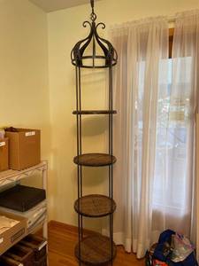 lot 1138 image: Wrought iron, 8 foot tall plant stand