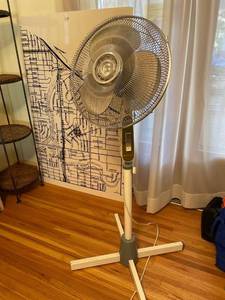 lot 1140 image: 54 inch tall fan