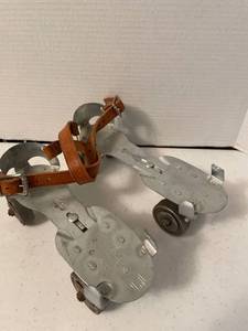 lot 1141 image: Vintage rollerskates