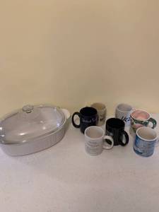 lot 1204 image: Corningware 4 liter covered dish and coffee mugs