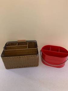 lot 1300 image: Flatware holder