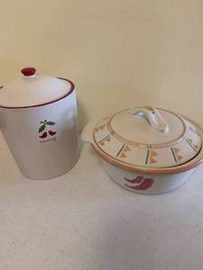 lot 1316 image: Canister and baking dish