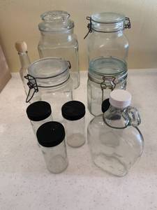 lot 1339 image: Glass jars