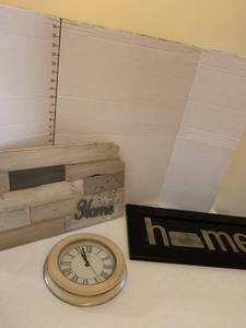 lot 1362 image: Wall hangings 24x12 and Elgin 9 inch wall cloc