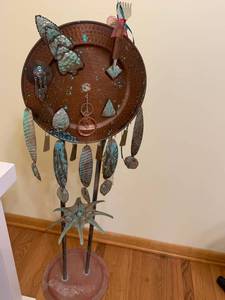 lot 1365 image: Garden decor