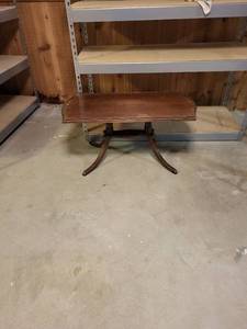 lot 2002 image: Vintage table needs leg repair, has claw caps on legs, 16x33x17.5