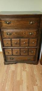lot 2024 image: Chest of drawers 5 drawers 47x34x18
