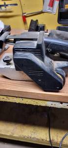lot 2119 image: Sears Craftsman 3x21 in Belt Sander 1HP