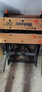 lot 2125 image: Black and Decker Workmate 350 worktable