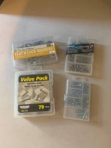 lot 3004 image: Miscellaneous screws and washers
