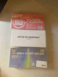 lot 3006 image: Miscellaneous o rings cotter pins and rubber grommets