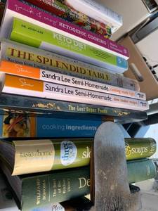 lot 3236 image: Cookbooks