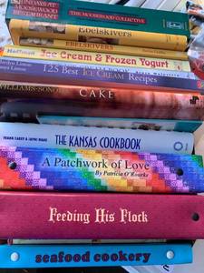 lot 3237 image: Cookbooks