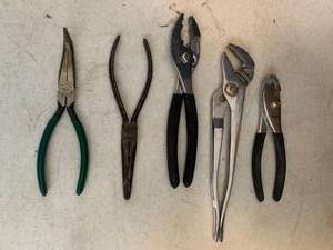 lot 3411 image: Craftsman pliers and more