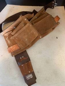 lot 3420 image: Tool belt