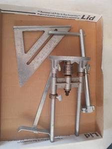lot 3440 image: Portalign tool with rapid square and pipe cutter