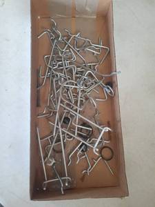 lot 3443 image: Peg board hooks