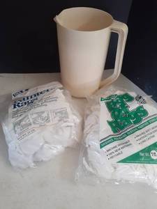 lot 3445 image: Bag of rags and Painters rags