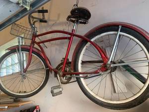 lot 3602 image: Vintage Western Flyer bicycle. Has a basket
