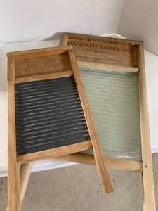 lot 4025 image: Washboards