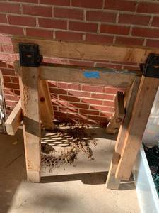 lot 4512 image: Sawhorses