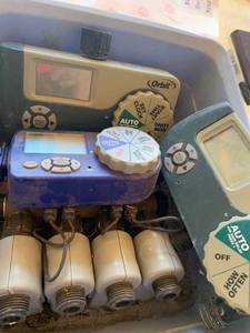 lot 5018 image: Watering timers