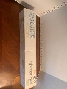 lot 1502 image: Slik lightweight tripod