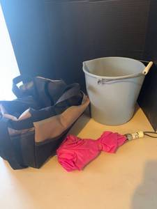 lot 3508 image: Toolbag, bucket and umbrella