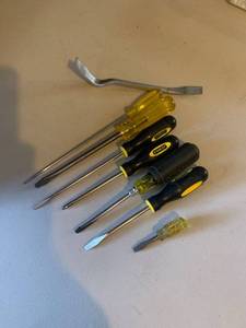 lot 3509 image: Miscellaneous screwdrivers. Mostly Stanley