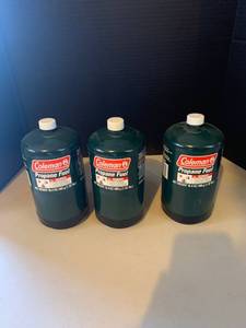 lot 3513 image: 3 Bottles of Coleman propane fuel