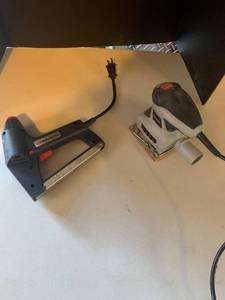 lot 3529 image: Electrical sander and staple gun