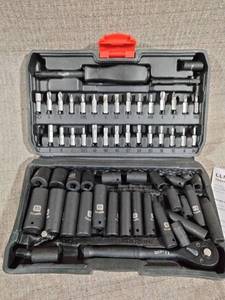 lot 51236 image: Quarter Inch Socket Set