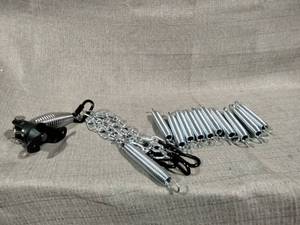lot 51239 image: Lot Of Springs And More