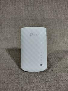 lot 51263 image: Wi-Fi Range Extender