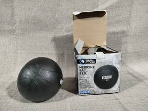 lot 51274 image: 8 Lb Medicine Ball