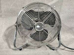 lot 51275 image: Table Fan