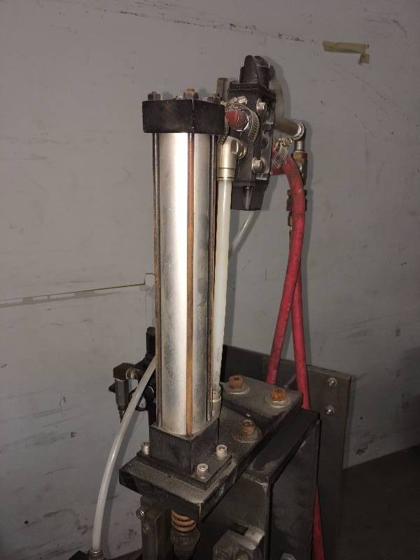 35LB KINYON STYLE PNEUMATIC POWER HAMMER BLACKSMITHING, BLADESMITHING