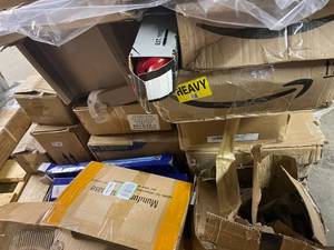 lot 33597 image: Car Part Pallet