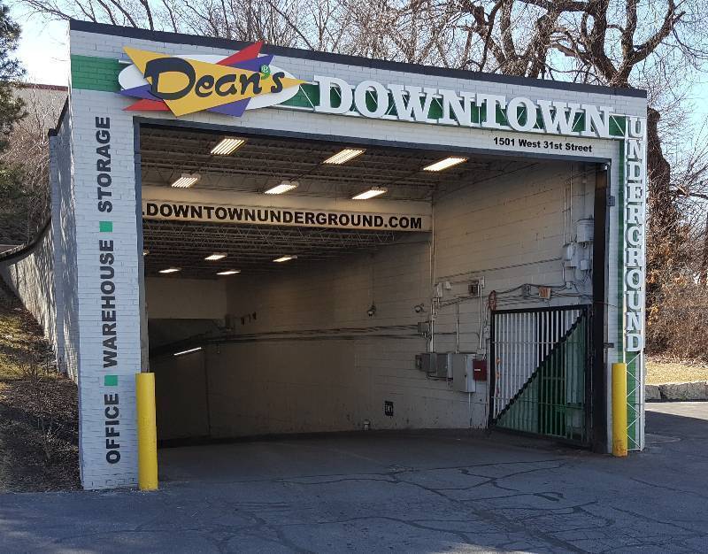 lot 0001 image: Come see us Wednesday night  Always a Swap Meet and Flea Market.   Click (More Images) to see whats going on.