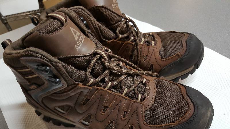 lot 6610 image: Pair of Ascend  hiking boots size 10 with again lots of good miles left in these