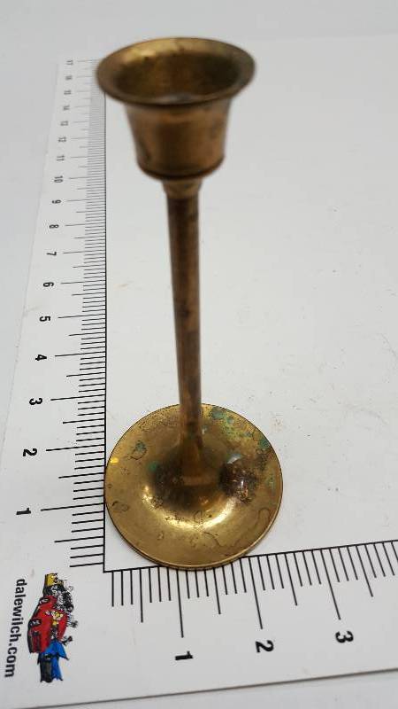 lot 6591 image: Another Brass candle stick holder for your table decorating