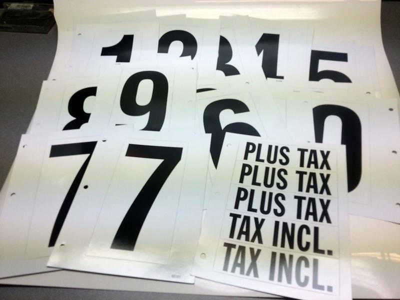 lot 6984-3 image: Complete new set Vinyl numbers for convenience store windows mail box or POP display.