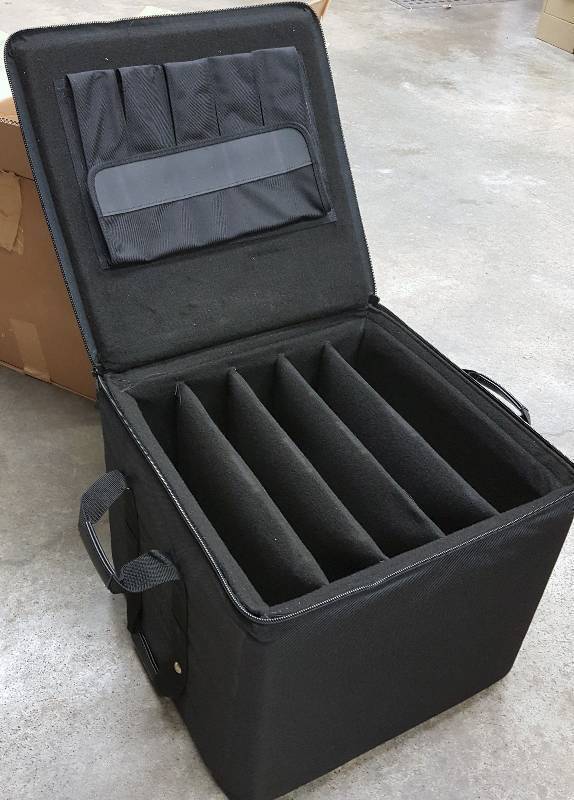 lot 8515 image: Brand new nice heavy duty soft sided case actually designed originally for carrying and handling electronics equipment