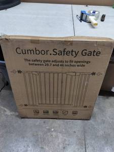 lot 3772 image: Cumbor Safety Gate