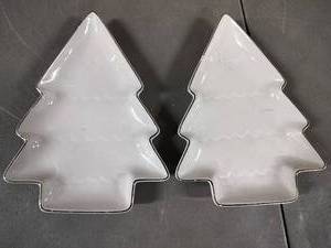 lot 1647 image: 2pc White Ceramic Tree Plate