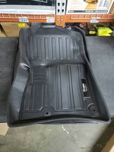 lot 2430 image: Shvgen Car Floor Mats