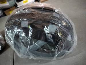 lot 1575 image: Smith Bike Helmet Black Small